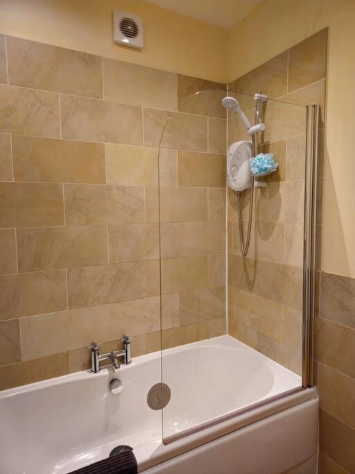 Appartement 2 Bedroom Modern Stylish In Centre Glasgow